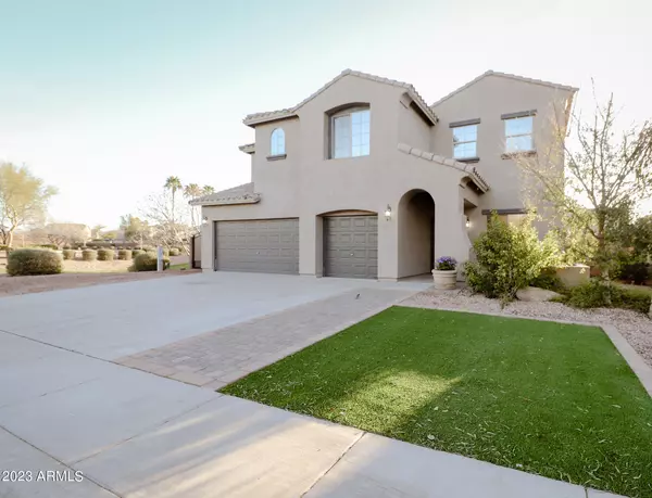 41375 N SALIX Drive, San Tan Valley, AZ 85140