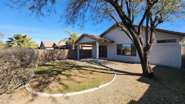 San Tan Valley, AZ 85143,31303 N CLARIDGE Circle