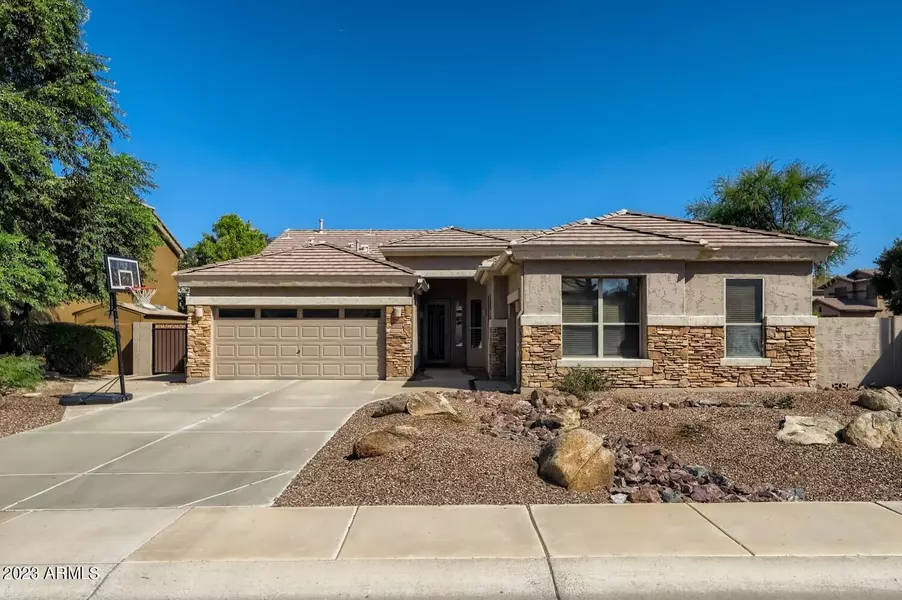 4166 E LAUREL Avenue, Gilbert, AZ 85234