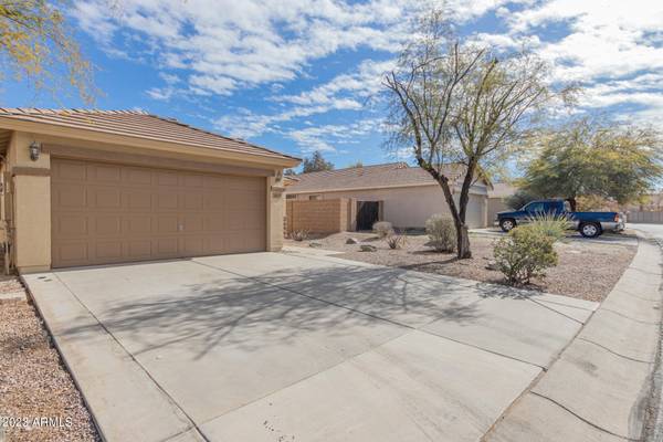 San Tan Valley, AZ 85144,35115 N BANDOLIER Drive