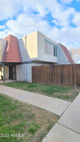 5957 W TOWNLEY Avenue, Glendale, AZ 85302