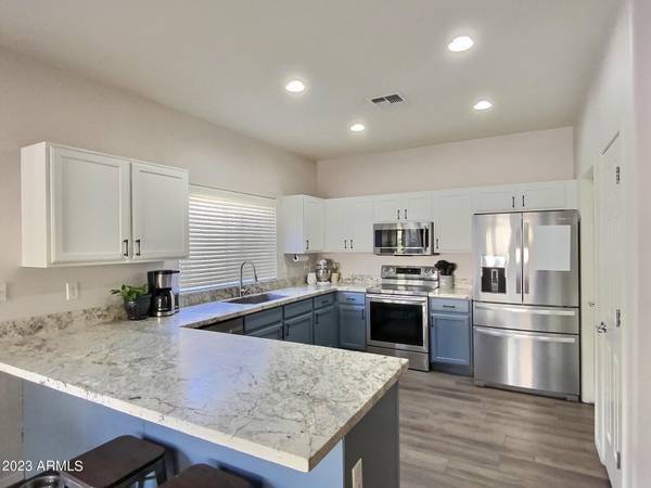 Phoenix, AZ 85085,2522 W WOBURN Lane