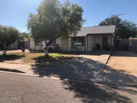 Phoenix, AZ 85032,13052 N 40TH Place