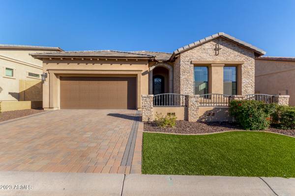 2053 N RED CLIFF Cliff, Mesa, AZ 85207