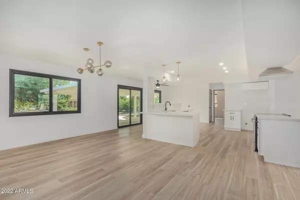 Sun City West, AZ 85375,20418 N SKYLARK Drive