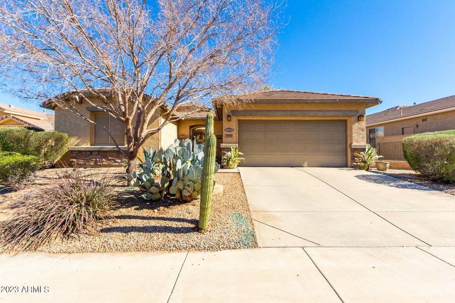 31943 N LARKSPUR Drive, San Tan Valley, AZ 85143