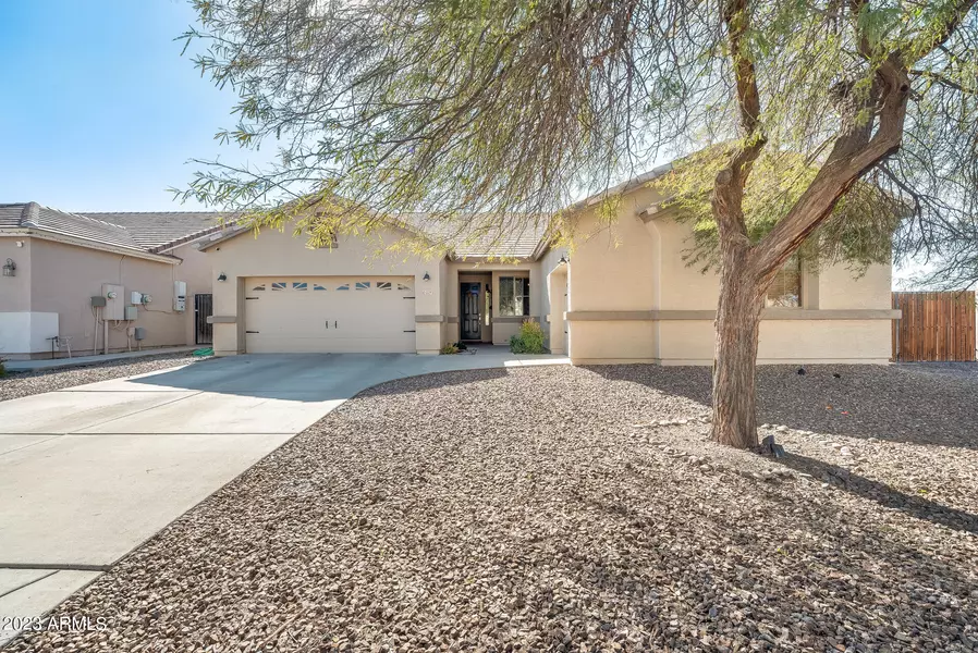 1229 E GEONA Court, San Tan Valley, AZ 85140