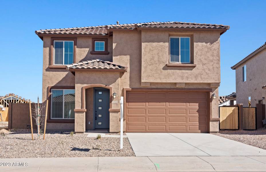 32325 N Vernal Lane, San Tan Valley, AZ 85142