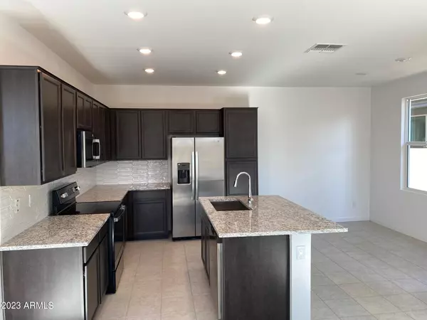 Chandler, AZ 85286,1127 W DIAMONDBACK Drive