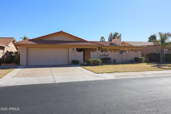 Mesa, AZ 85206,1242 LEISURE WORLD --