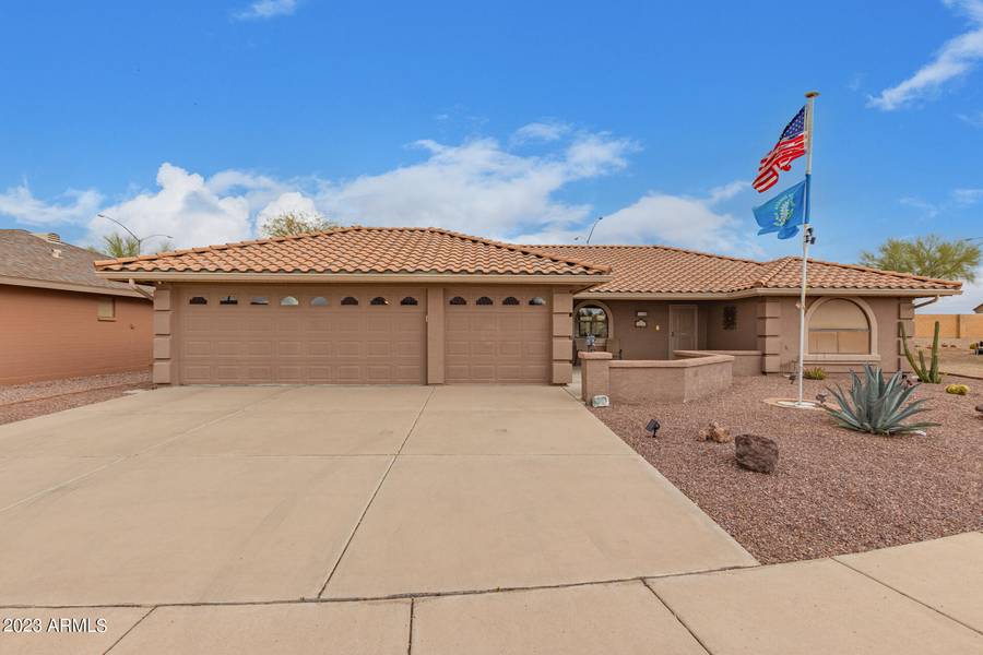 11036 E KNOWLES Avenue, Mesa, AZ 85209