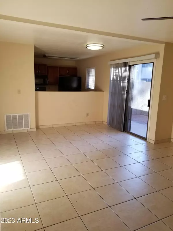 Mesa, AZ 85210,533 W Guadalupe Road #1117