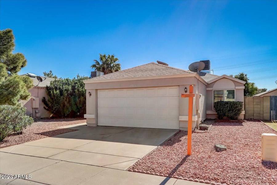 4015 W CHAMA Drive, Glendale, AZ 85310