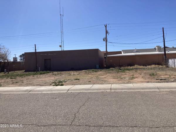 Sierra Vista, AZ 85635,364 MCABEE Street #-