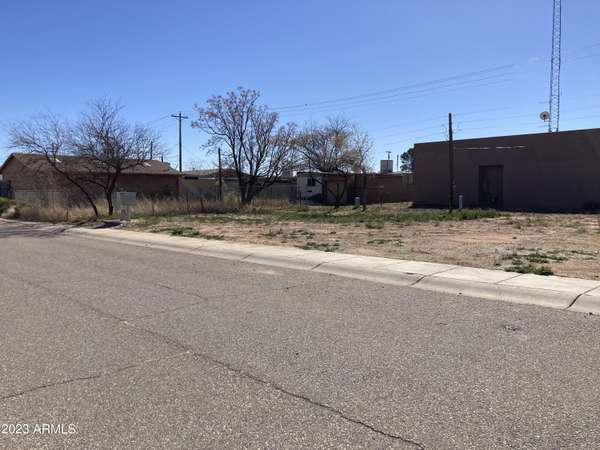 Sierra Vista, AZ 85635,364 MCABEE Street #-