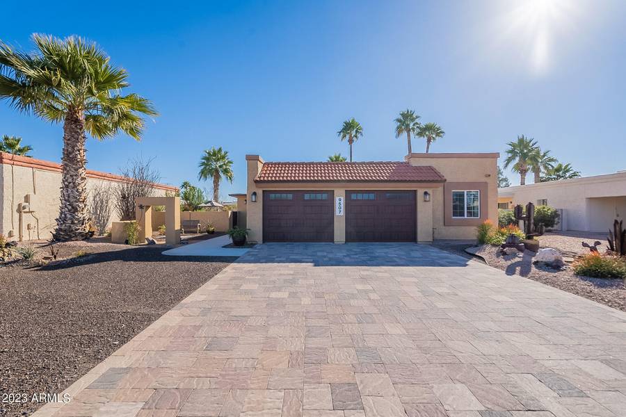 9507 E MICHIGAN Avenue, Sun Lakes, AZ 85248