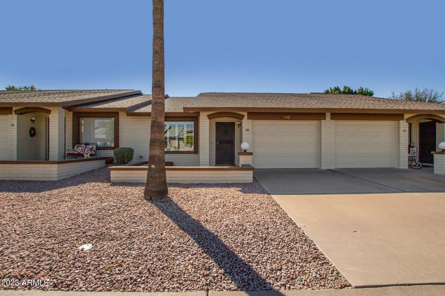 2064 S FARNSWORTH Drive #26, Mesa, AZ 85209