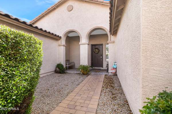 San Tan Valley, AZ 85143,755 W DESERT VALLEY Drive