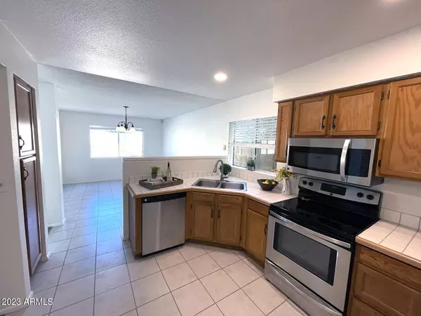 Phoenix, AZ 85048,4044 E MOUNTAIN VISTA Drive