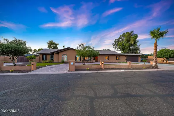 7018 E LARKSPUR Drive,  Scottsdale,  AZ 85254