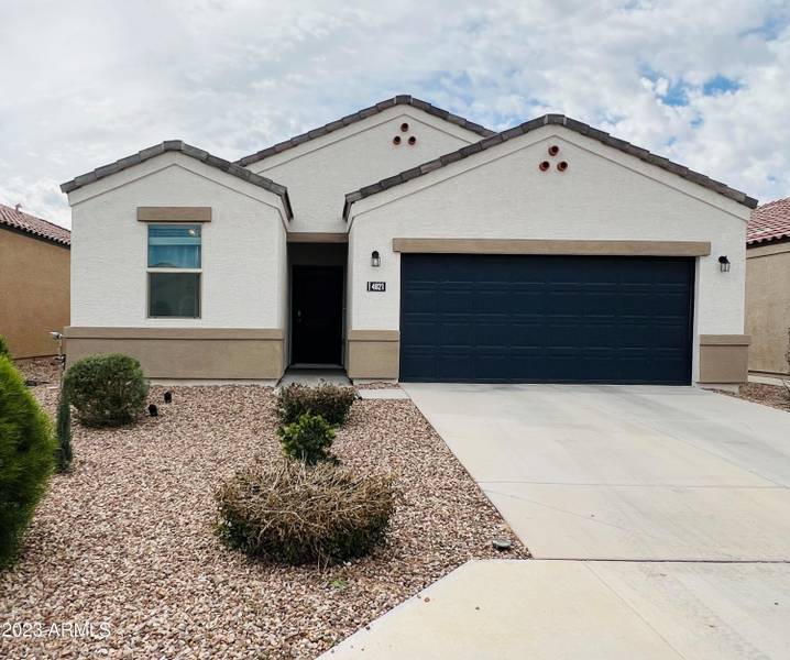 4821 E Rhodium Drive, San Tan Valley, AZ 85143