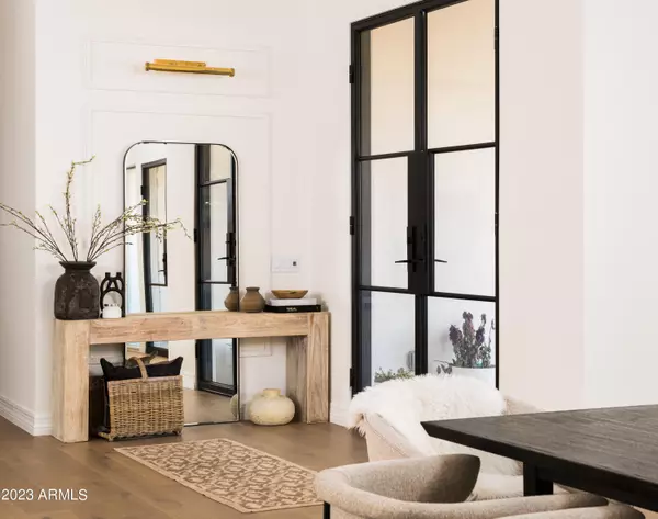 Scottsdale, AZ 85260,11842 N MILLER Road