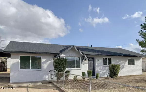 628 E SKYLINE Drive, Globe, AZ 85501