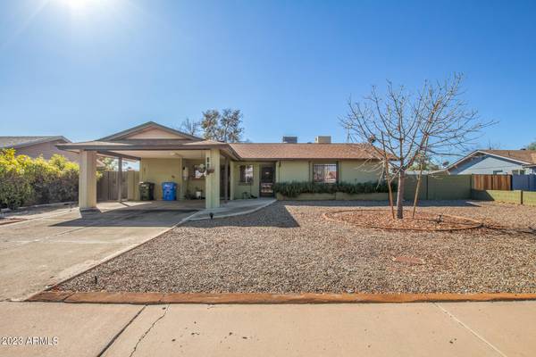 925 W MICHIGAN Avenue,  Phoenix,  AZ 85023