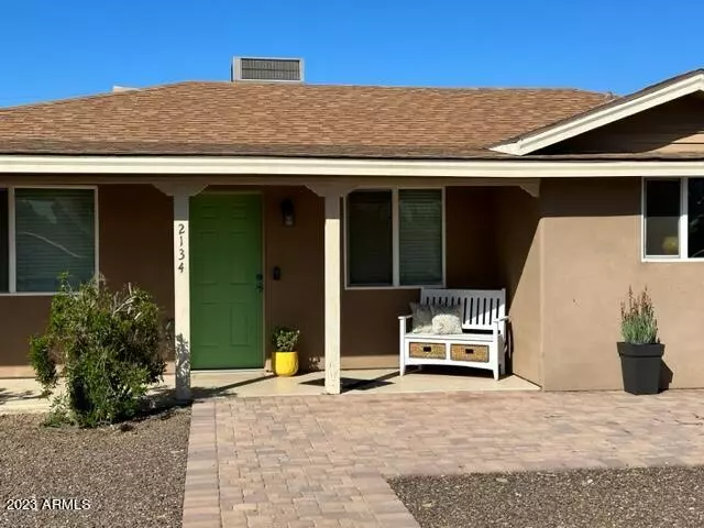 2134 E WHITTON Avenue, Phoenix, AZ 85016