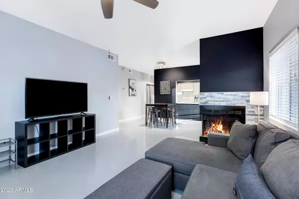 154 W 5TH Street #102 Tempe, AZ 85281