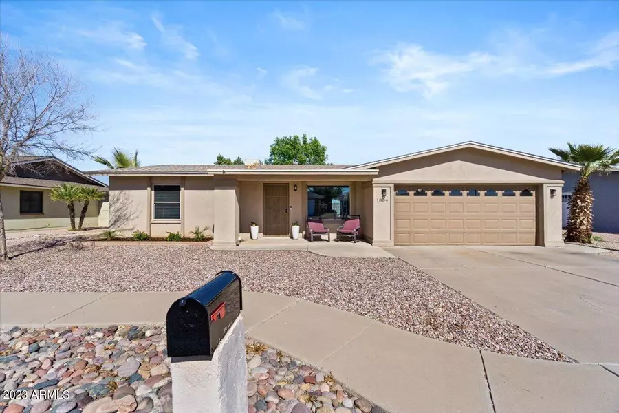 1804 W NIDO Avenue, Mesa, AZ 85202