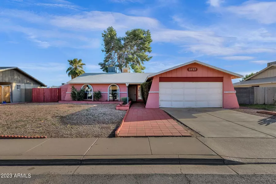 1057 E GARNET Avenue, Mesa, AZ 85204