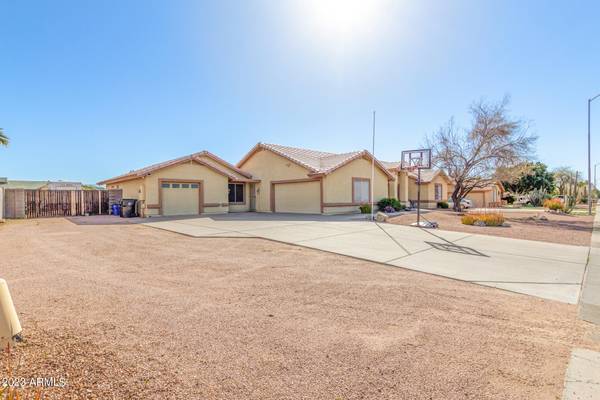 Mesa, AZ 85207,1519 N 72ND Street