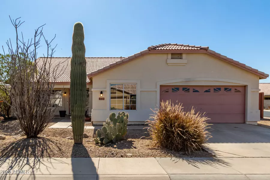 8019 W STELLA Avenue, Glendale, AZ 85303