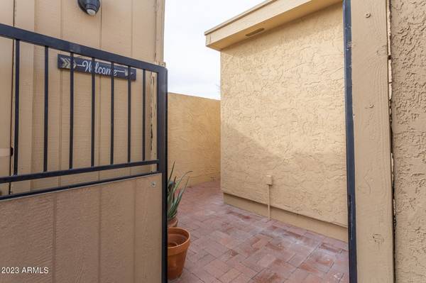 Glendale, AZ 85306,5836 W WINCHCOMB Drive