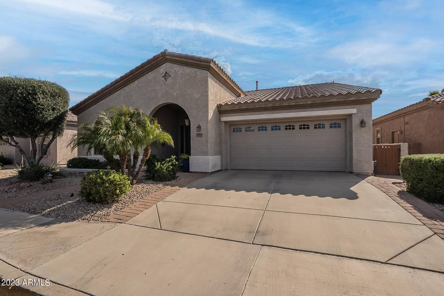 4563 E CAROB Drive, Gilbert, AZ 85298