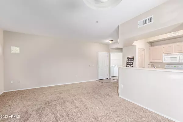 Tempe, AZ 85283,600 W GROVE Parkway #2094