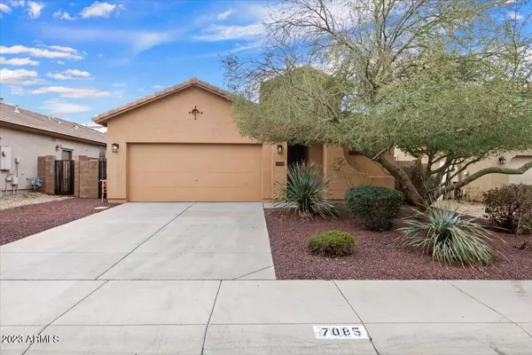 7085 W LONE TREE Trail, Peoria, AZ 85383