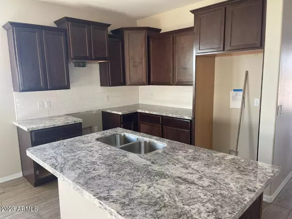 Tolleson, AZ 85353,8416 W Encinas Lane