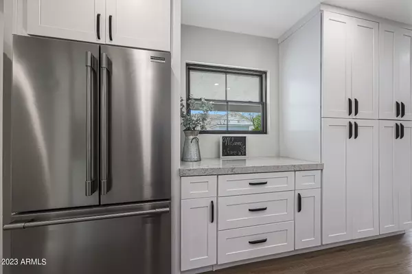 Phoenix, AZ 85014,6615 N 13TH Street