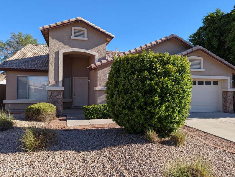 8343 W PARADISE Drive, Peoria, AZ 85345