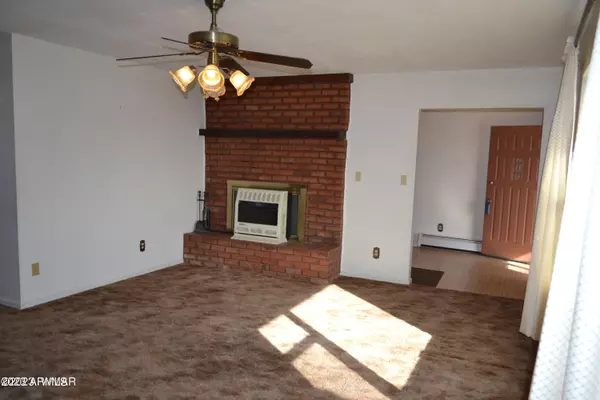 Taylor, AZ 85939,26 S 500 Street