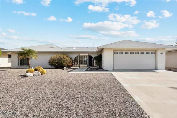 19013 N WELK Drive, Sun City, AZ 85373