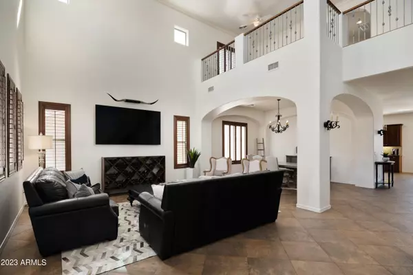 Phoenix, AZ 85024,2423 E ROBB Lane