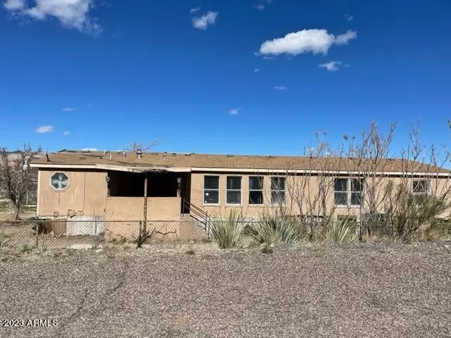 346 S CHERRY FLATS Road, Miami, AZ 85539