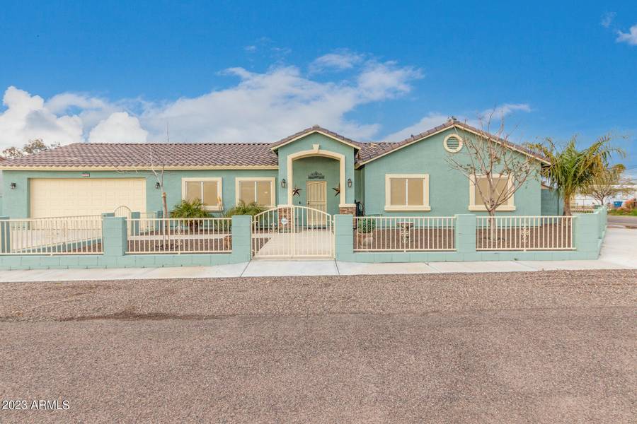 3022 W 14TH Avenue, Apache Junction, AZ 85120