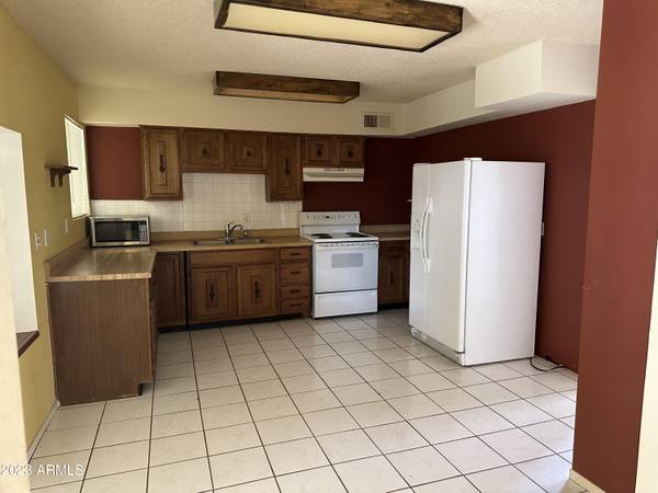 Morristown, AZ 85342,194 PERETZ Circle