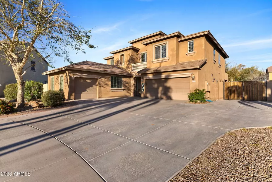 4131 S MILLER Drive, Chandler, AZ 85249