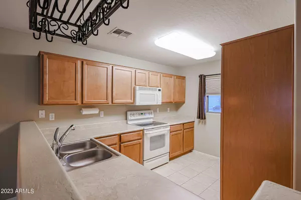 Phoenix, AZ 85041,3714 W CARTER Road