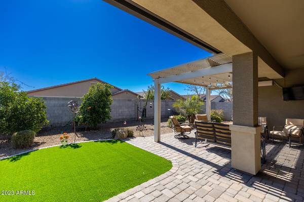 San Tan Valley, AZ 85140,177 W WINTERBERRY Avenue